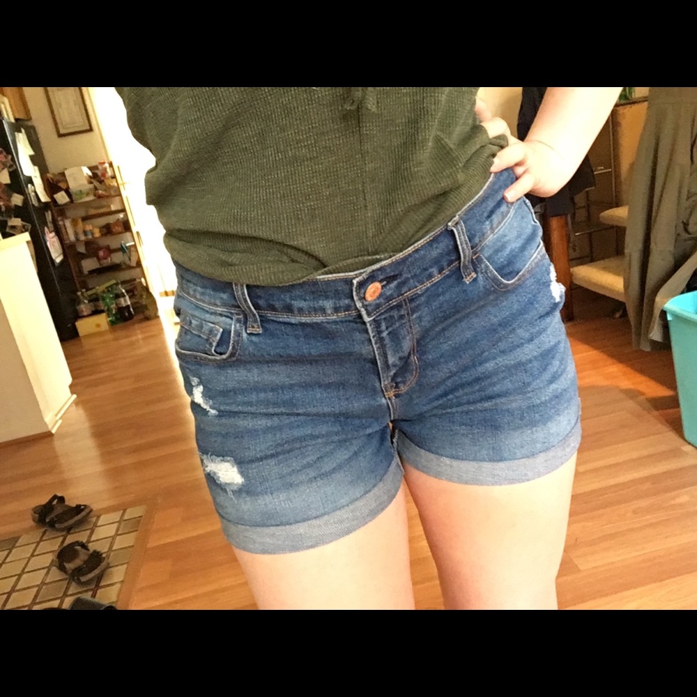 Old navy boyfriend shorts-very lightly worn